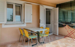 Гостиница Apartment Sveta Nedilja 14086b  Елса